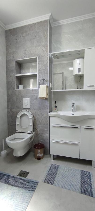 One Bedroom Apartment Gogo With Private Parking Neum Luaran gambar